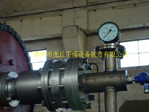 典型內(nèi)靜、外動(dòng)密封裝置